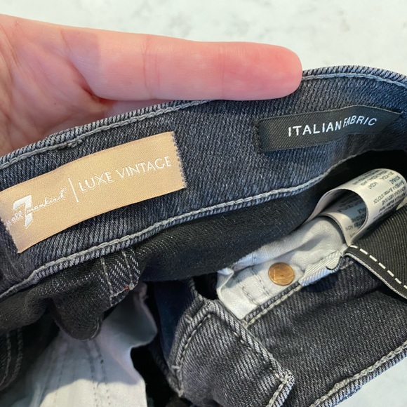 7 For All Mankind Luxe Vintage Italian Fabric Black Distressed Skinny Jeans 23 - Picture 11 of 15